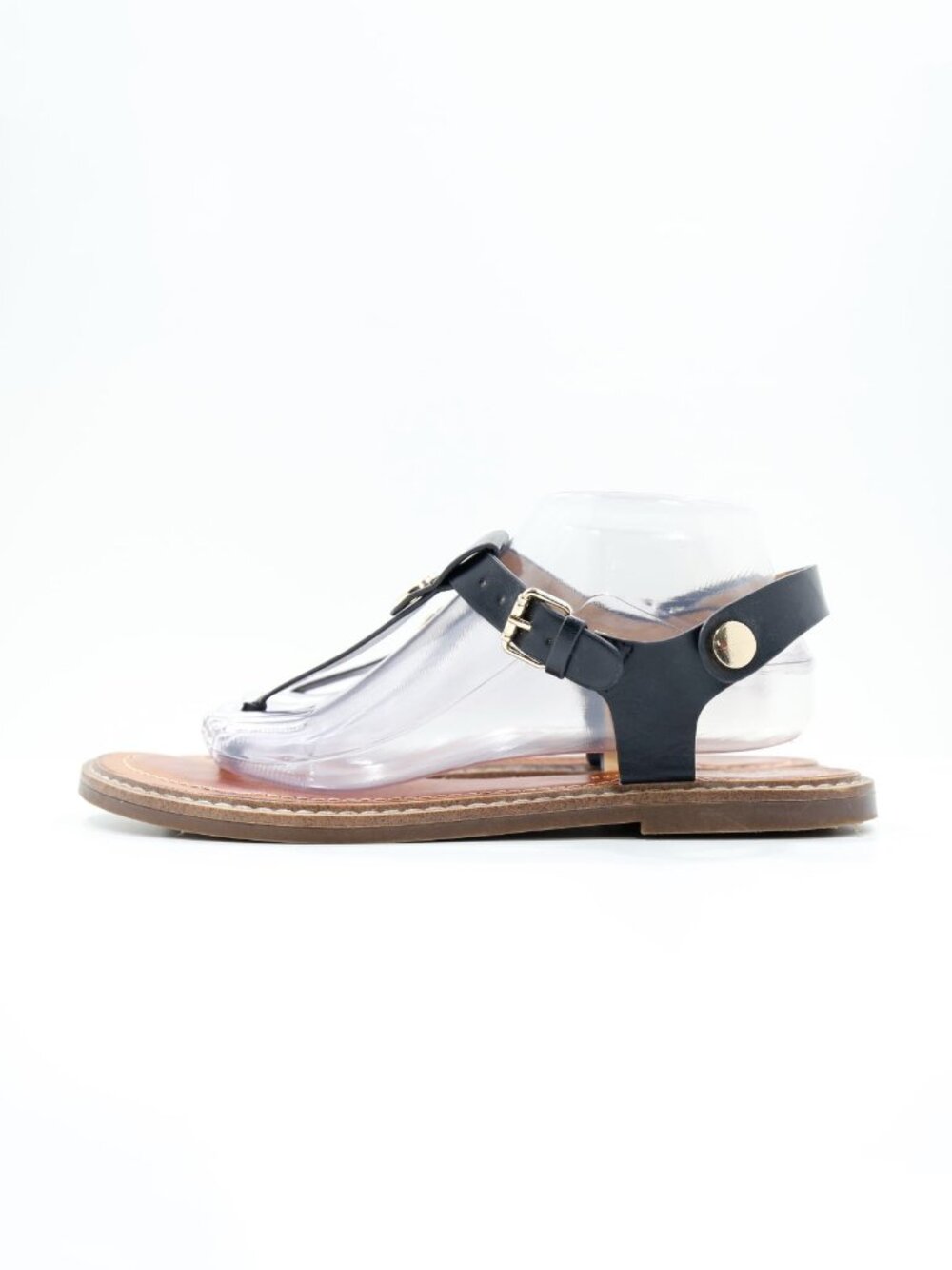Tommy Hilfiger Bennia Black Faux-Leather Lightweight T-Strap Sandals - 10